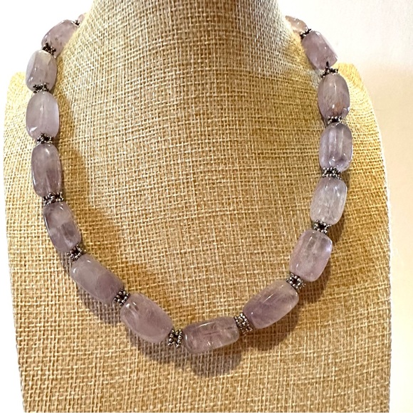 Gorgeous Amethyst Gemstone Necklace- genuine bead stones w/ silver tone spacers - Picture 4 of 11